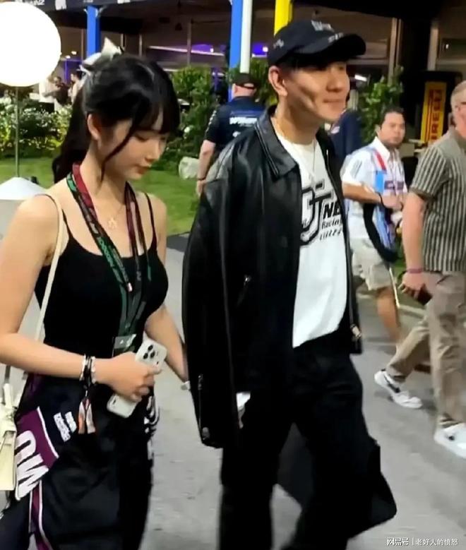 曾称C罗是历史最佳!34岁胖虎改口:梅西是足球之神 梦想与他踢球