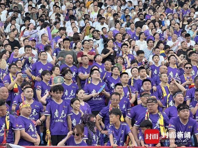 午报丨辛纳以逸待劳,紫薇遇大苦主,火娃战高芙,张帅无缘决赛