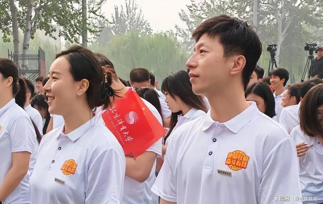 字母布朗并未绑定!阿龙可自行申请交易快船也有意 被绿凯伤透?