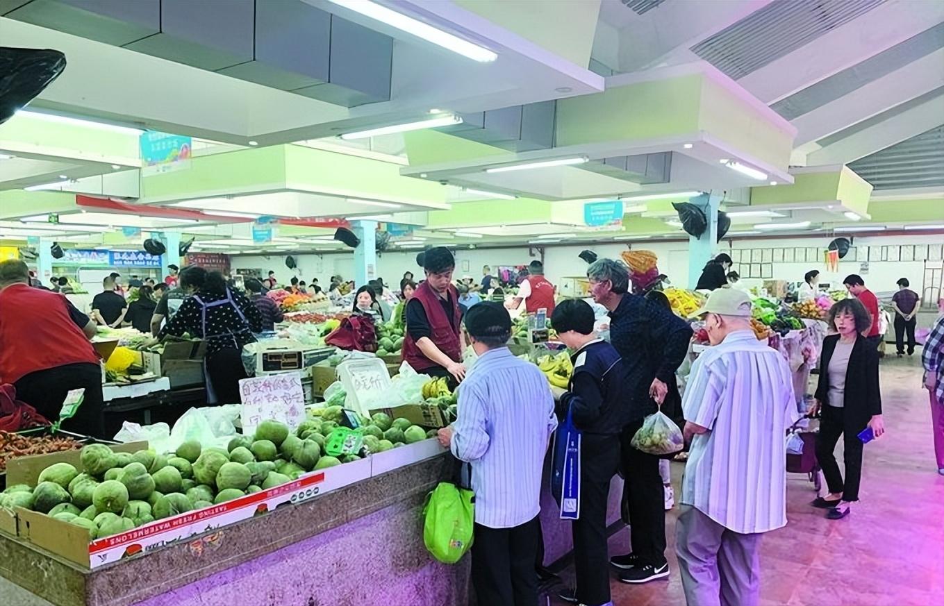 记者:字母的下家锁定在热火和凯尔特人之间,预计本周有结果