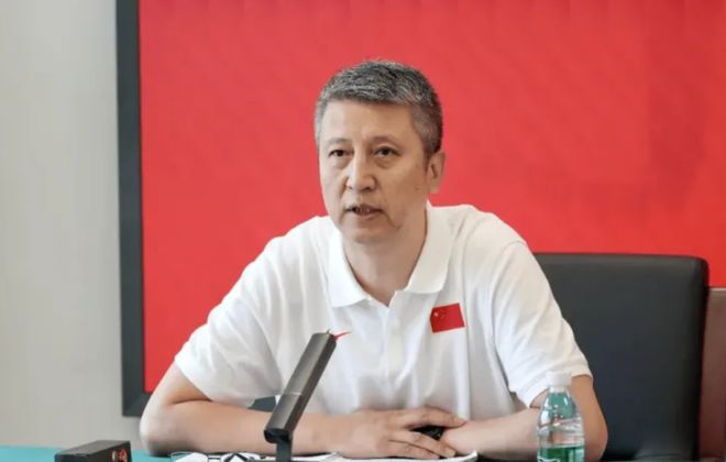 破案了！高诗岩点解无缘热身赛？中国男篮给出了解答